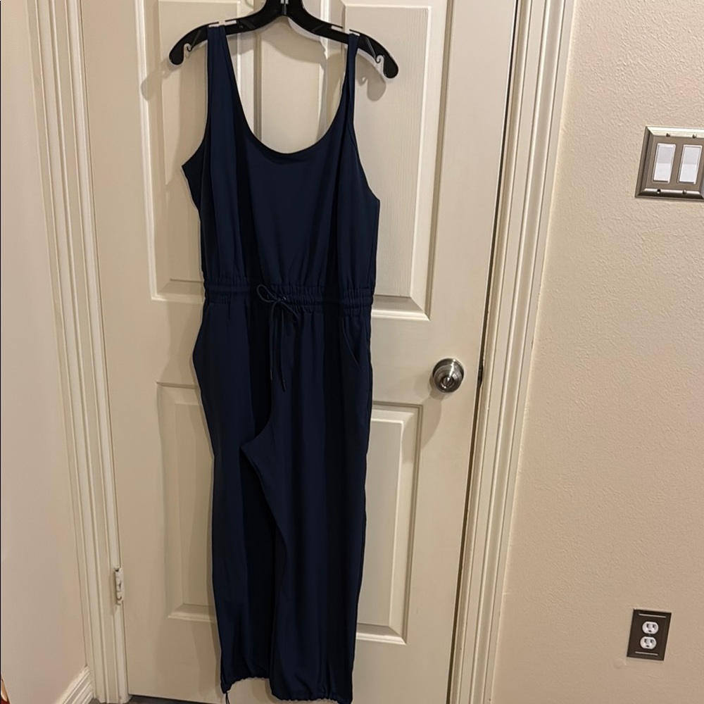 430 NWT Abercrombie & Fitch Navy Blue jumpsuit